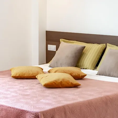 Atico Plaza Mayor View Apartment *